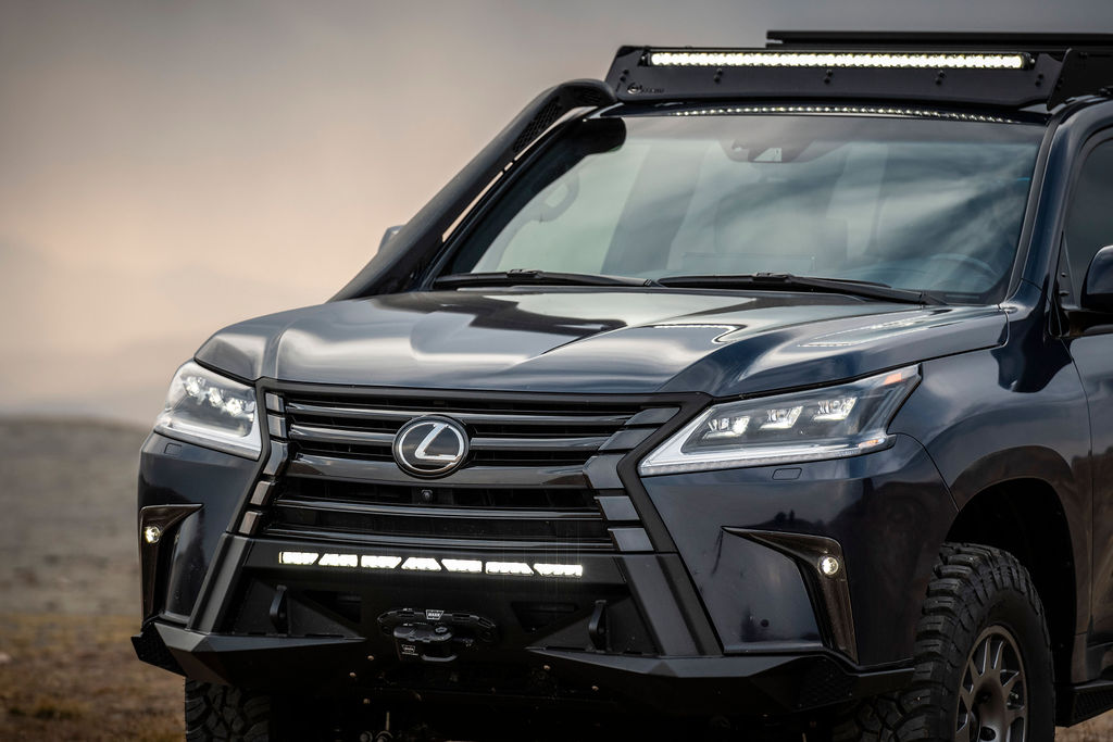 Lexus LX570 Inspiration 2019 1500 đầu tiên về VN giá hơn 9 tỷ